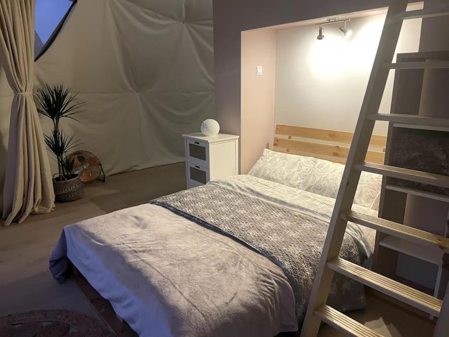 Beautiful Located Dome Hotel Wapnica  Екстериор снимка